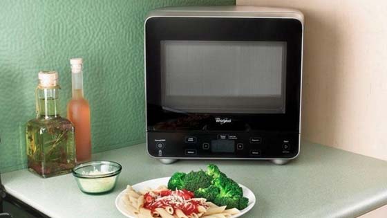 mini-microwave-for-boats