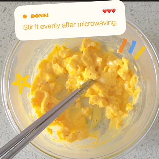 how-to-microwave-scrambled-egg-in-cup-step-5